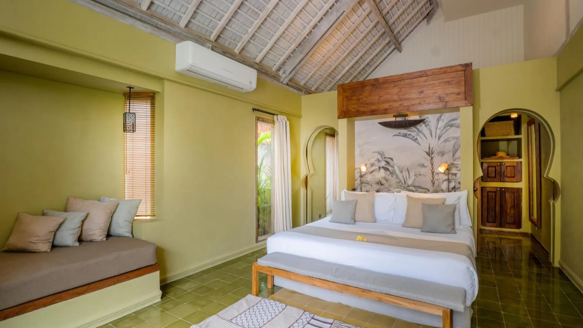 Space Villas Bali Seminyak Indonesia
