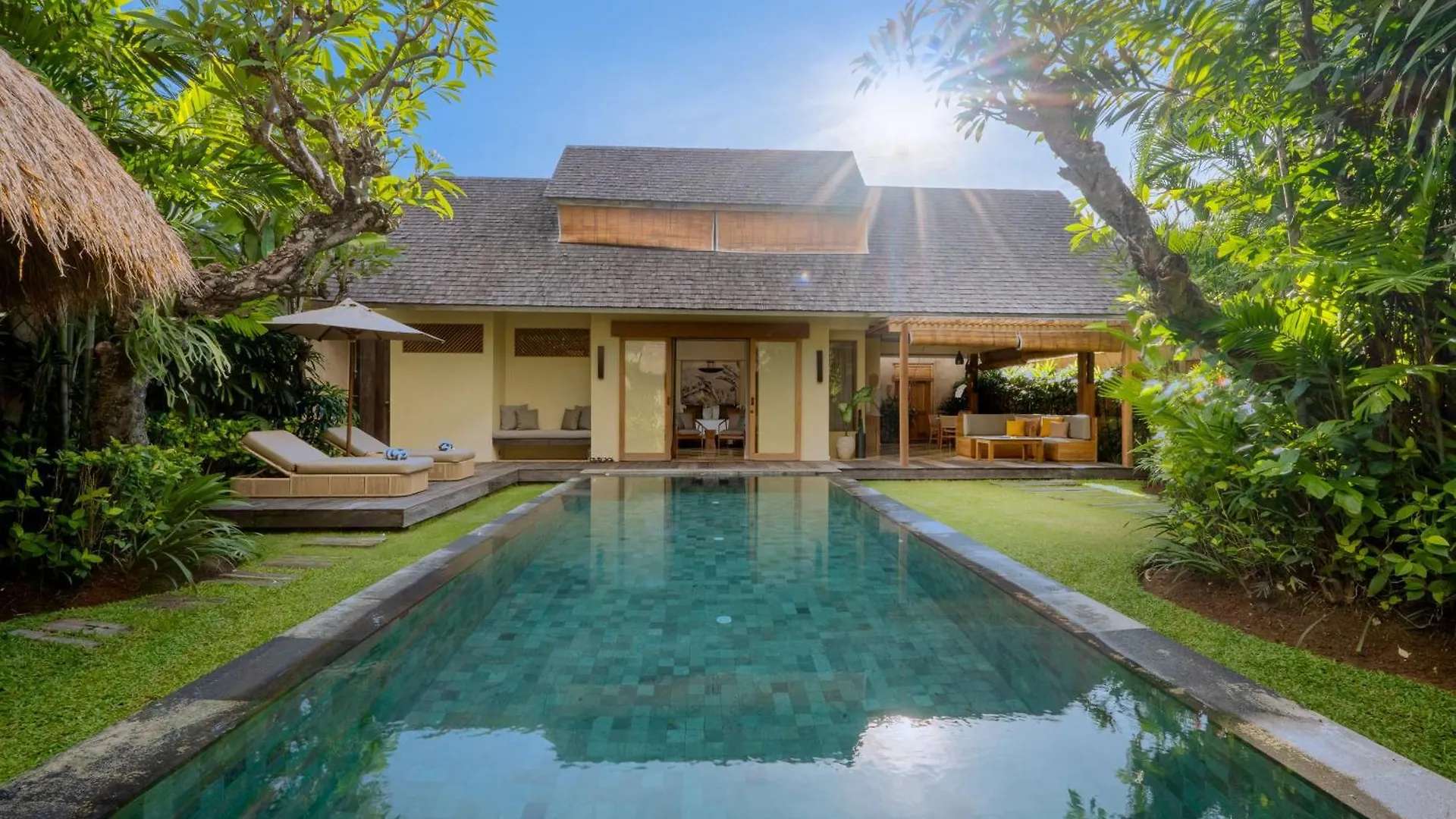 Space Villas Bali Seminyak Indonesia