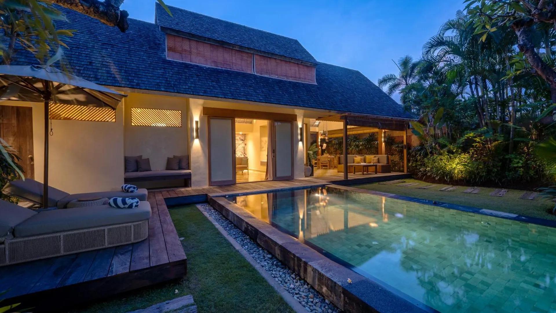 Space Villas Bali Seminyak 0*,